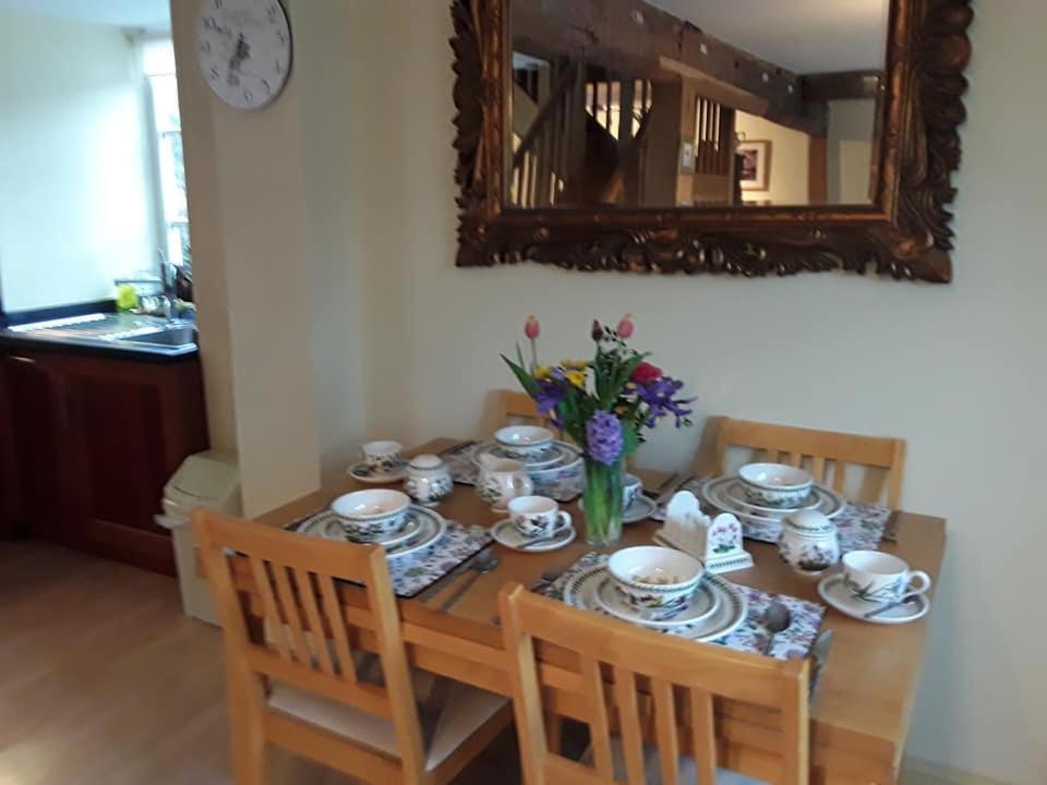 The Retreat Apartment Hereford Luaran gambar